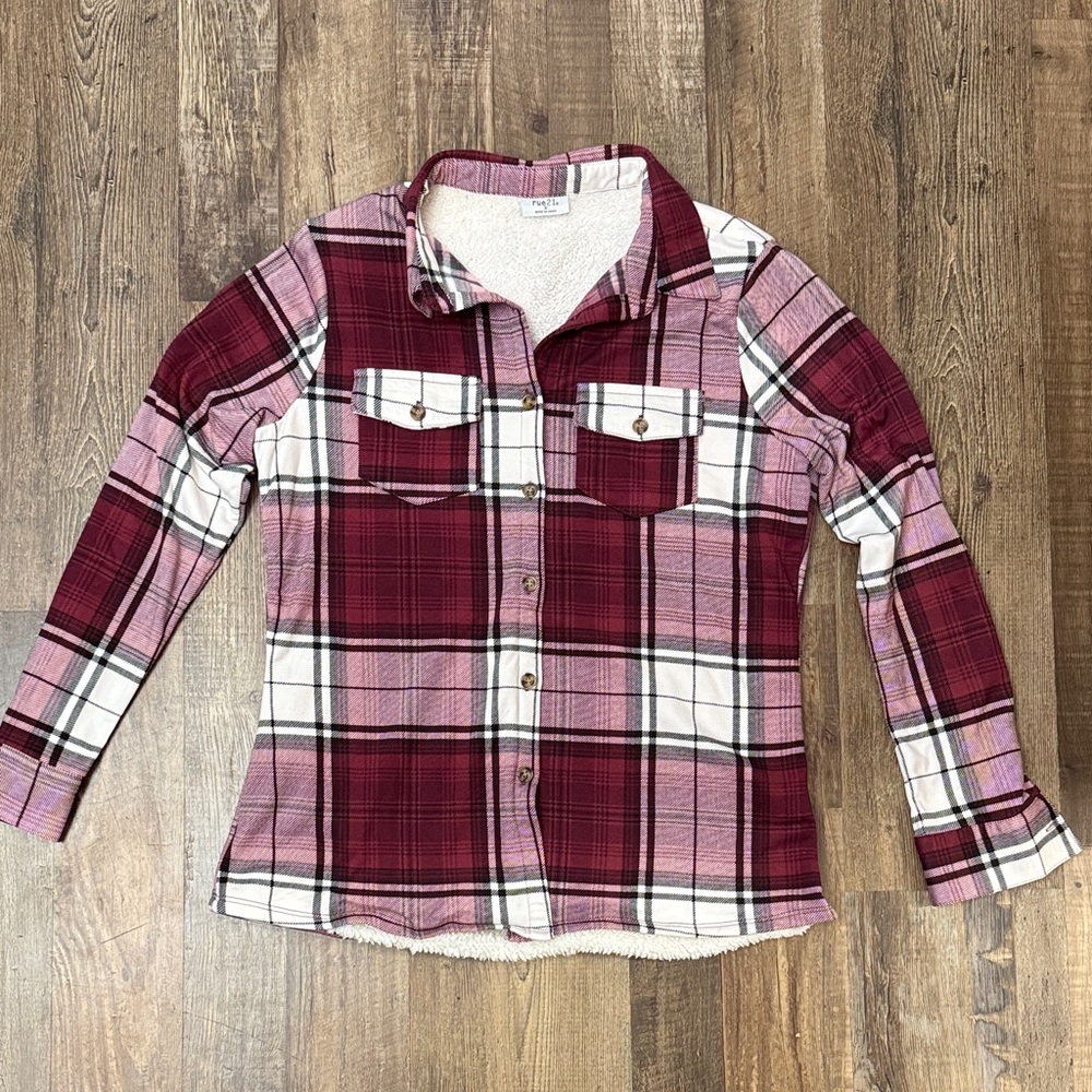 Rue21 Purple & White Plaid Fur Lined Button Down Shirt